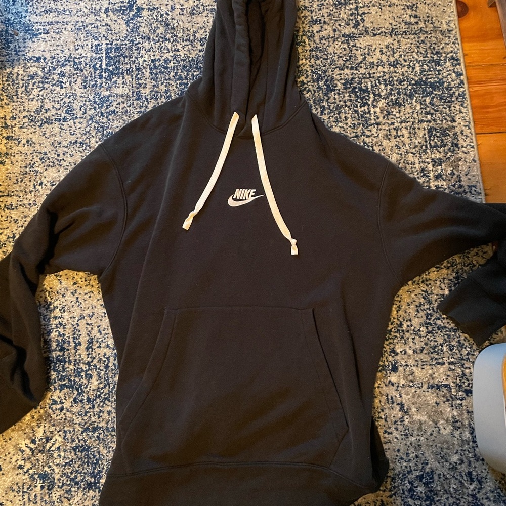 Nike sweatshirt